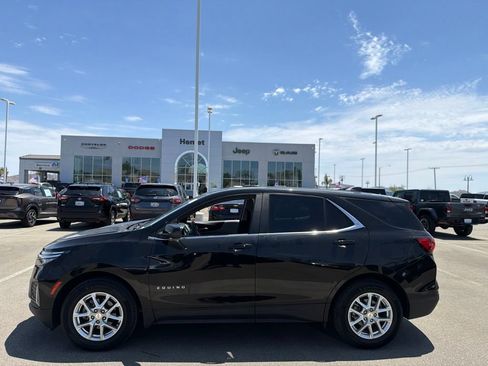 Used 2023 Chevrolet Equinox LT w/ LPO, Floor Liner Package FWD image 5