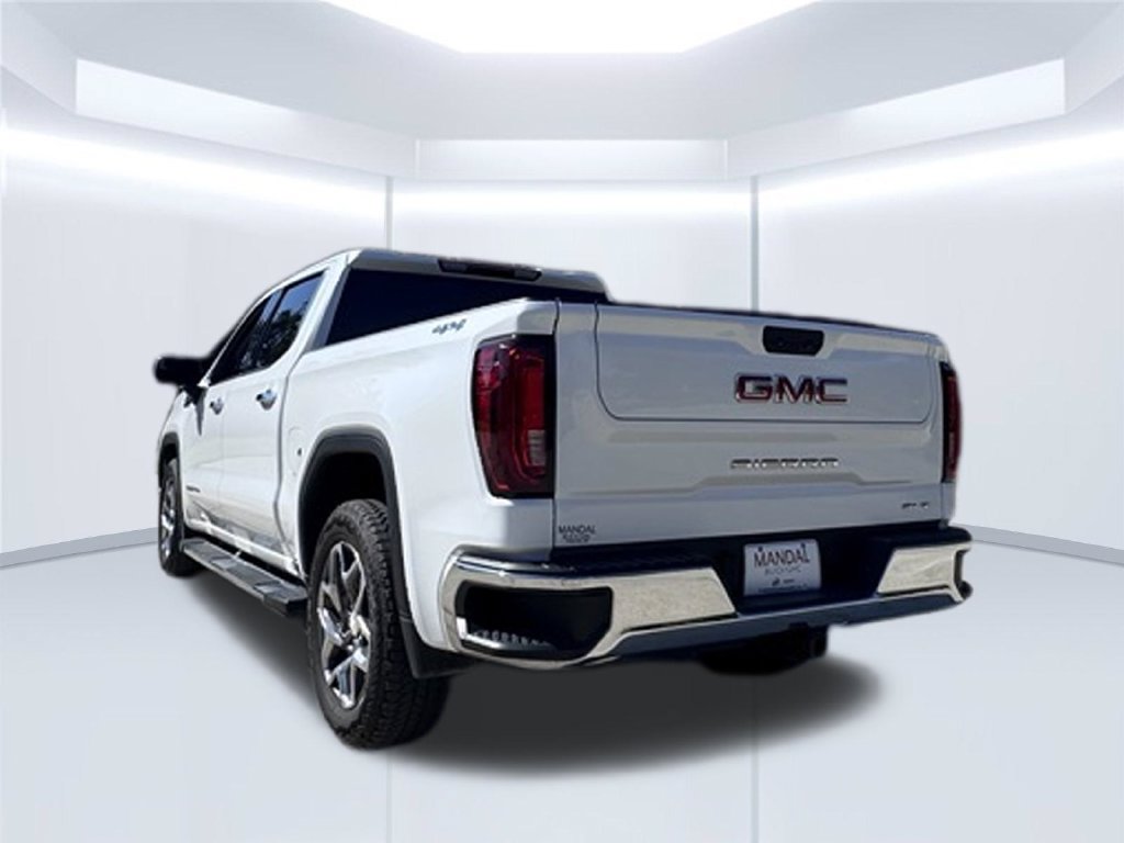Used 2023 GMC Sierra 1500 SLT w/ SLT Premium Package AWD/4WD image 7