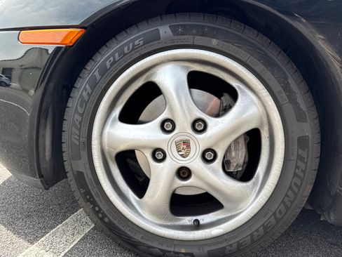 Used 2000 Porsche Boxster RWD image 12