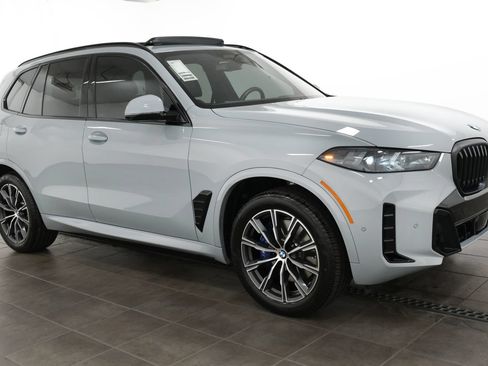Used 2026 BMW X5 xDrive40i w/ M Sport Package AWD/4WD image 7