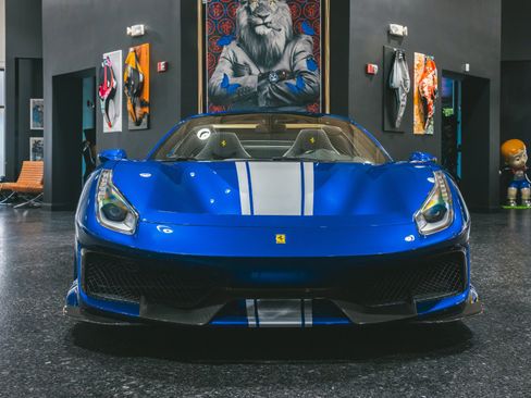 Used 2020 Ferrari 488 Pista Spider RWD image 16