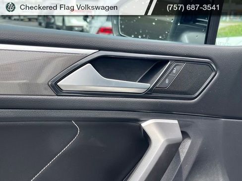 Used 2023 Volkswagen Tiguan SE R-Line FWD image 14