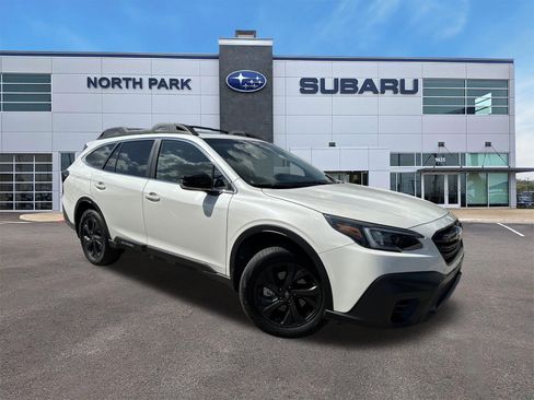 Used 2020 Subaru Outback Onyx Edition XT w/ Popular Package #2 AWD/4WD image 3