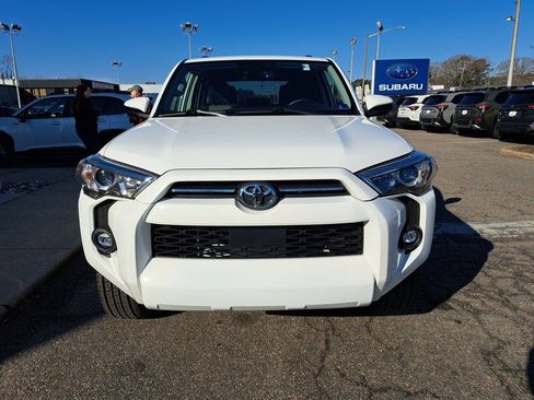 Used 2024 Toyota 4Runner SR5 image 9