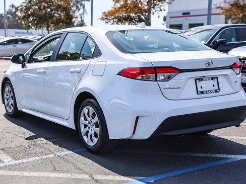 Used 2024 Toyota Corolla LE FWD image 21