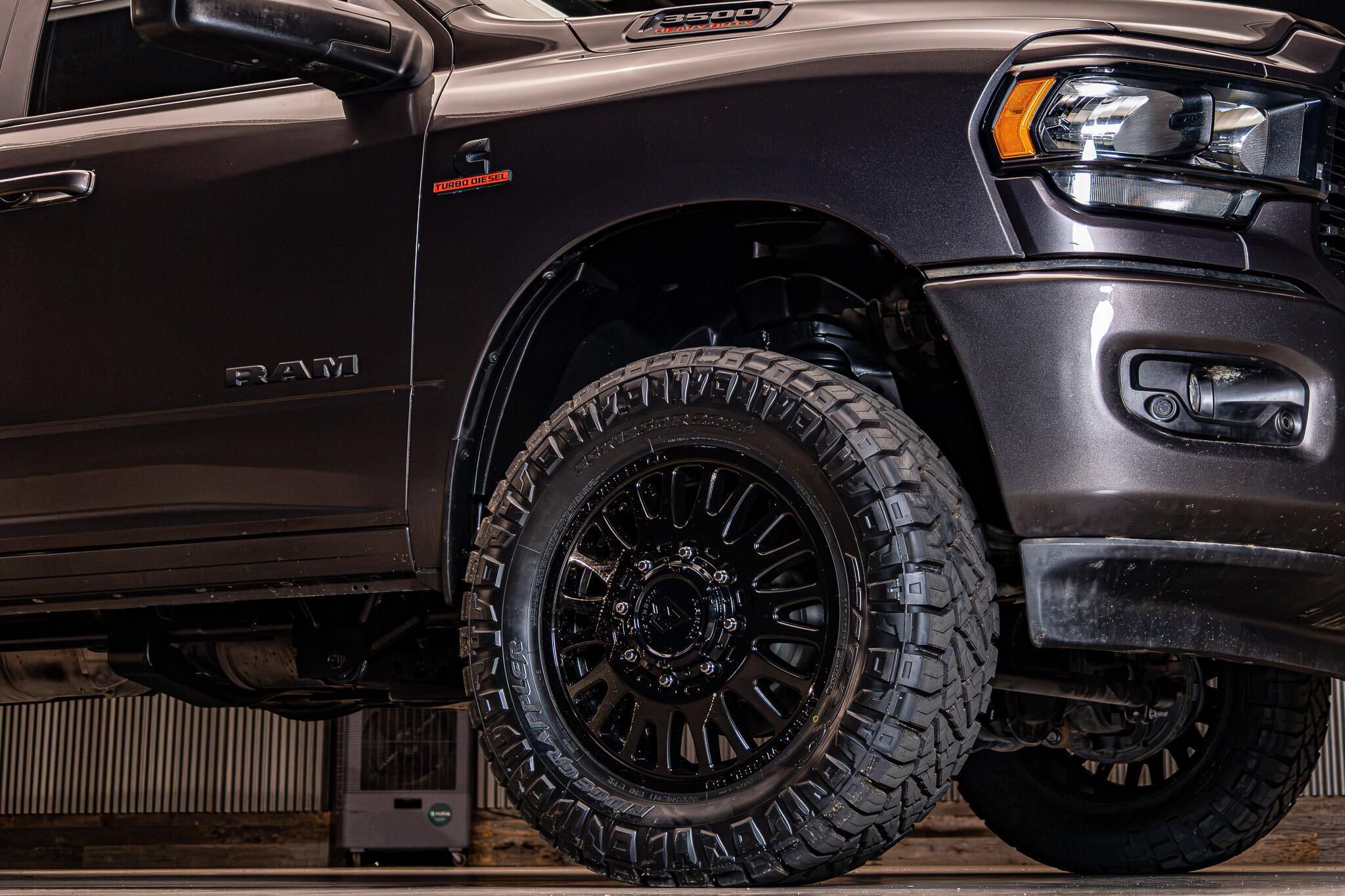 Used 2024 RAM 3500 Big Horn w/ Night Edition AWD/4WD image 13