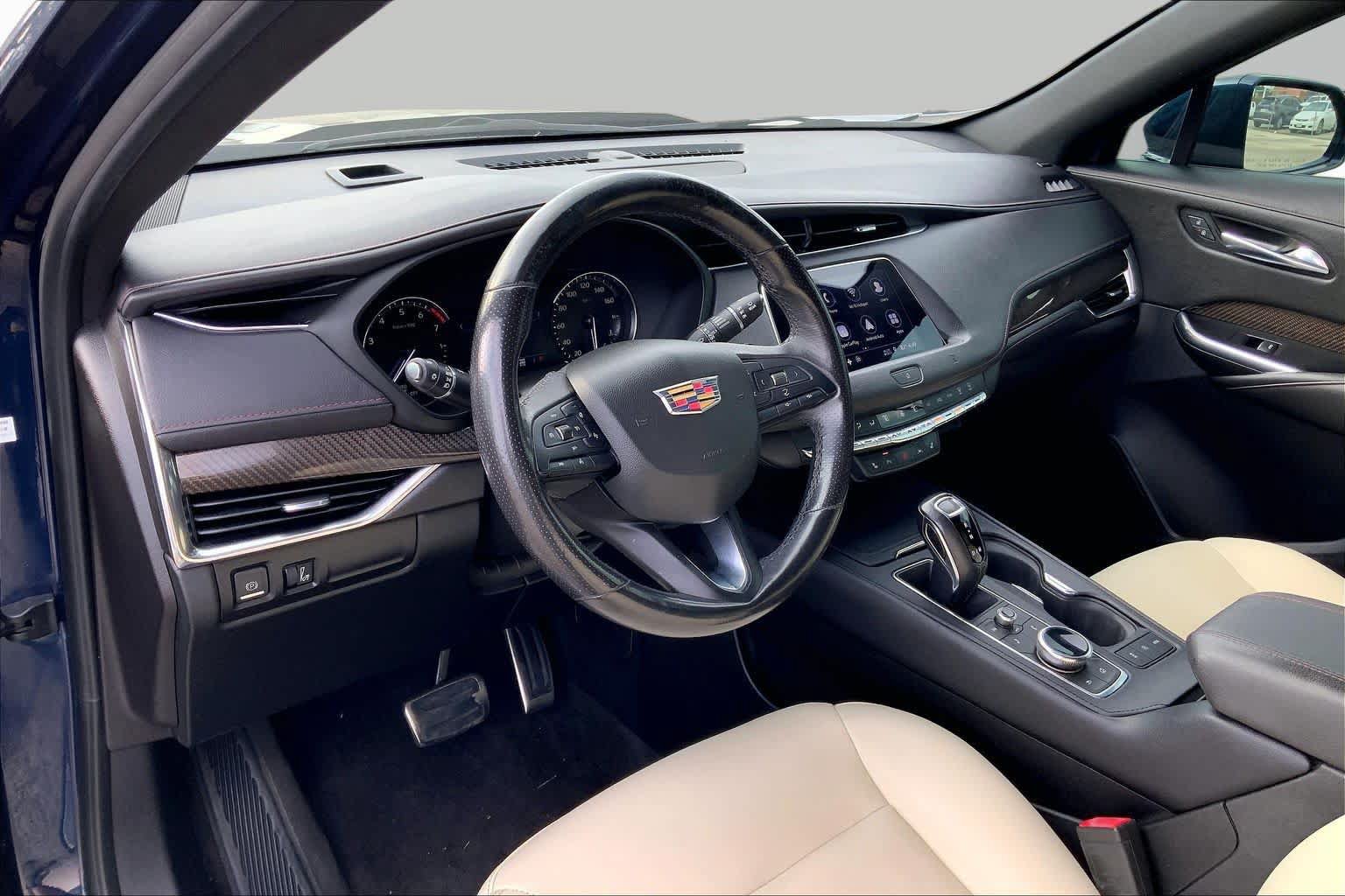 Used 2019 Cadillac XT4 Sport w/ Cold Weather Package AWD/4WD image 33