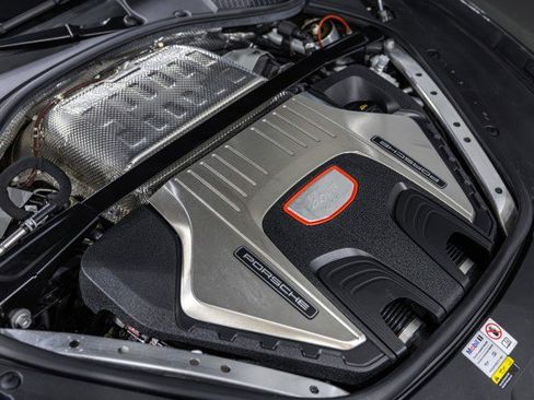 Used 2023 Porsche Panamera GTS image 22