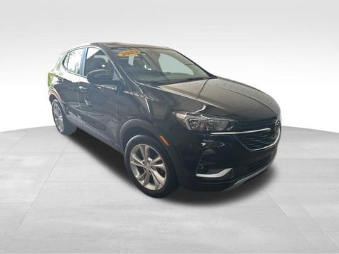 Used 2023 Buick Encore GX Preferred w/ Cold Weather Comfort Package FWD image 3
