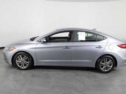 Used 2017 Hyundai Elantra SE w/ SE A/T Tech Package 03 image 10