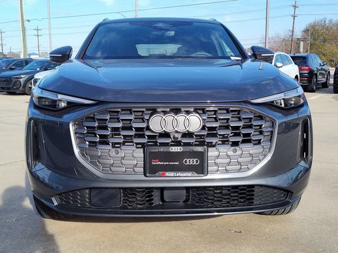 Certified 2025 Audi Q5 2.0T Premium Plus w/ Premium Plus image 16