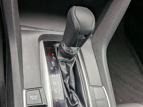 Used 2018 Honda Civic LX image 25