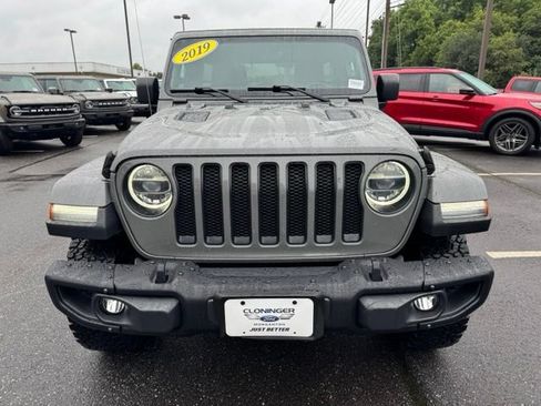 Used 2019 Jeep Wrangler Unlimited Sahara w/ Quick Order Package 24M Moab AWD/4WD image 2