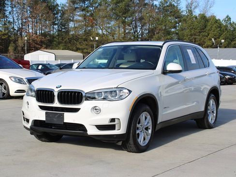 Used 2015 BMW X5 xDrive35d image 3