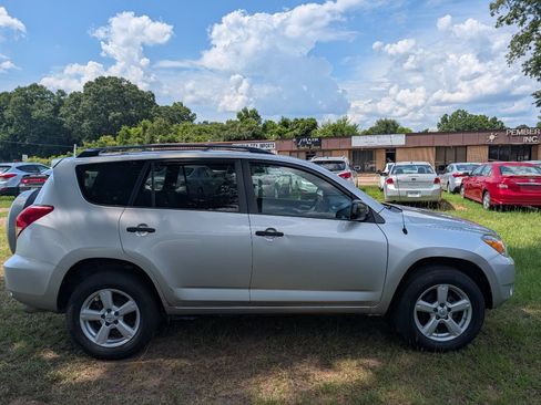 Used 2008 Toyota RAV4 2WD image 4