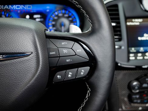 Used 2023 Chrysler 300 C RWD image 91