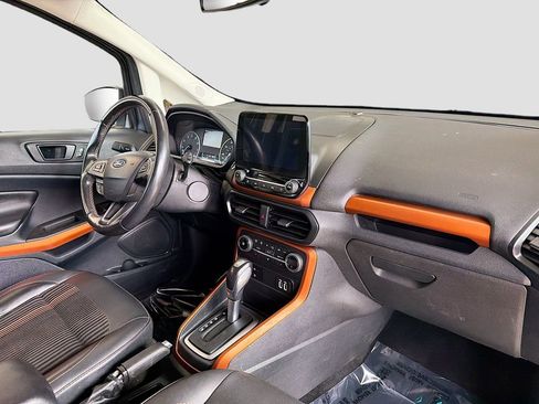Used 2018 Ford EcoSport SES w/ SES Cold Weather Package image 29