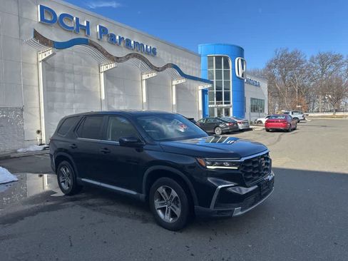 Certified 2023 Honda Pilot EX-L image 17