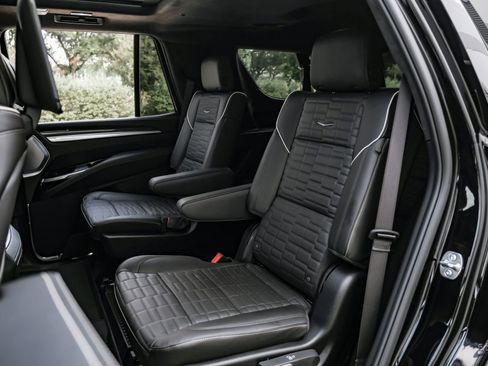 Used 2026 Cadillac Escalade V w/ LPO, Floor Liner Package image 84