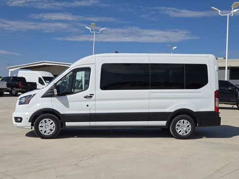 Used 2025 Ford Transit 350 XLT image 4