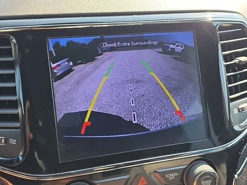 Used 2020 Jeep Grand Cherokee Overland AWD/4WD image 26