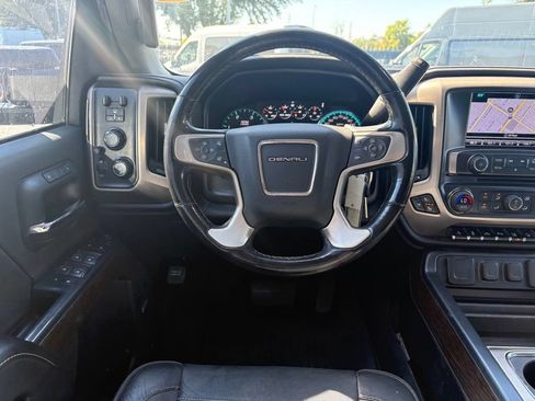 Used 2019 GMC Sierra 2500 Denali w/ Duramax Plus Package AWD/4WD image 6