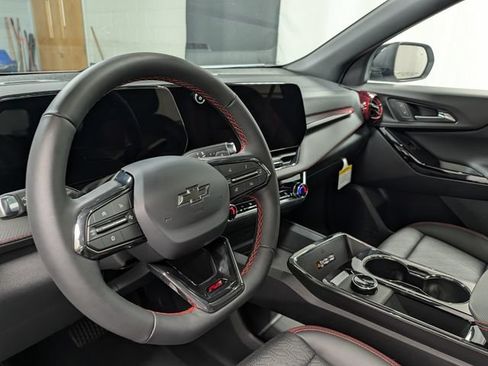 New 2027 Chevrolet Equinox RS w/ Convenience Package III AWD/4WD image 19