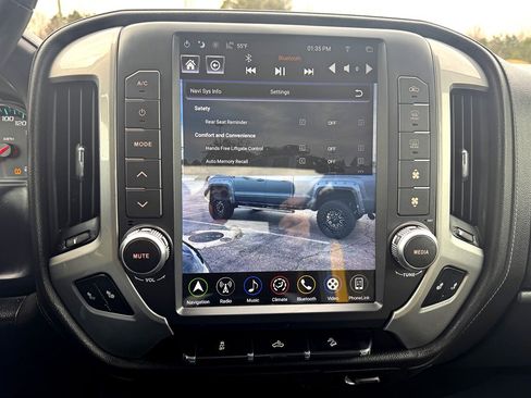 Used 2018 GMC Sierra 1500 SLE image 5