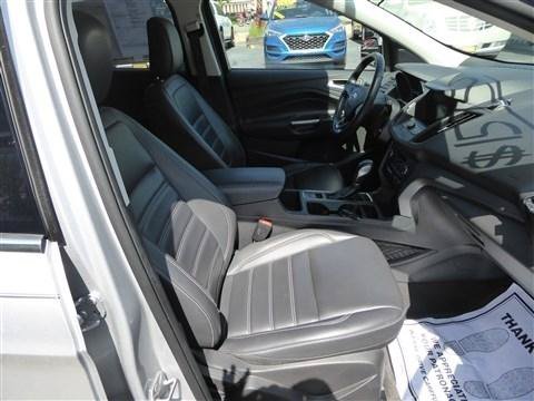 Used 2019 Ford Escape SEL FWD image 21