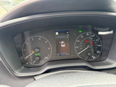Used 2025 Toyota Corolla LE FWD image 14