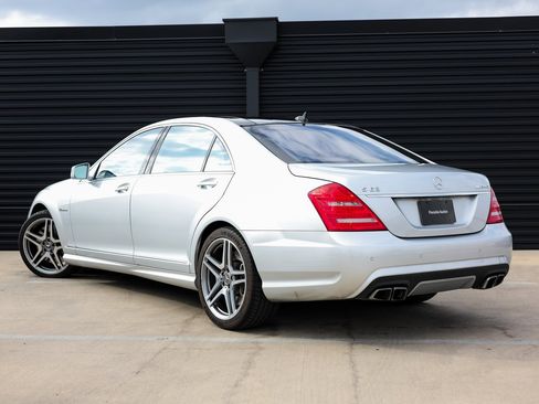 Used 2012 Mercedes-Benz S 63 AMG image 3