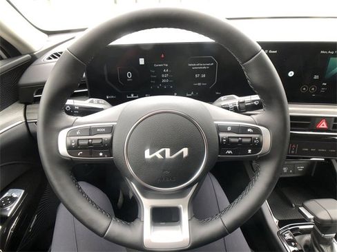 New 2026 Kia K5 EX image 14
