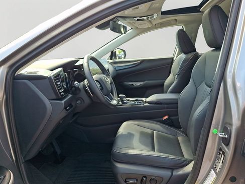 Used 2024 Lexus NX 350 AWD image 13