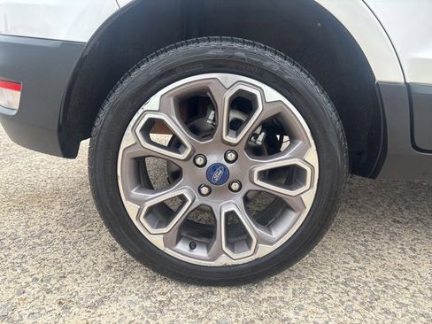 Used 2019 Ford EcoSport Titanium image 32