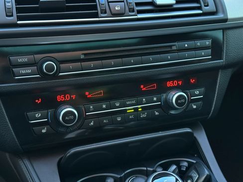 Used 2013 BMW M5 RWD image 37