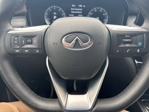 Certified 2025 INFINITI QX60 Luxe w/ Black Edition AWD/4WD image 15