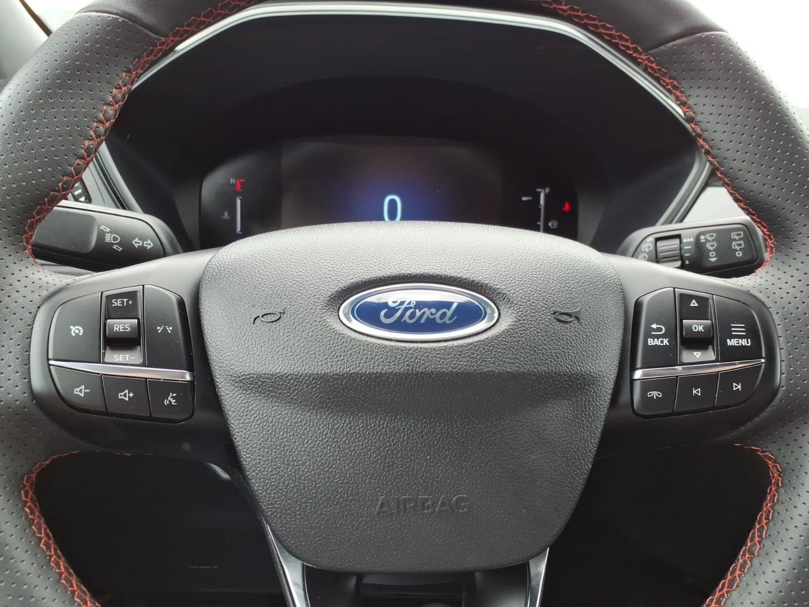 Used 2025 Ford Escape ST-Line FWD image 24