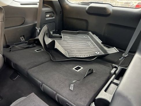 Certified 2022 Ford Explorer XLT w/ Equipment Group 202A image 21