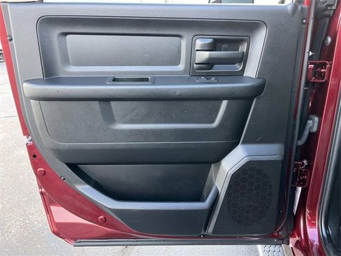 Used 2020 RAM 3500 Tradesman w/ Chrome Appearance Group image 21