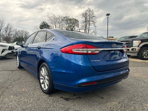 Used 2017 Ford Fusion SE image 7