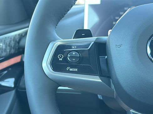 New 2026 BMW 540i xDrive xDrive w/ M Sport Package image 19