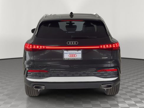 New 2026 Audi Q5 Premium Plus image 10