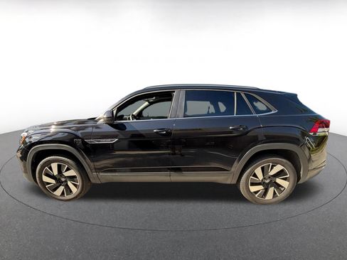 Used 2026 Volkswagen Atlas Cross Sport SE FWD image 5