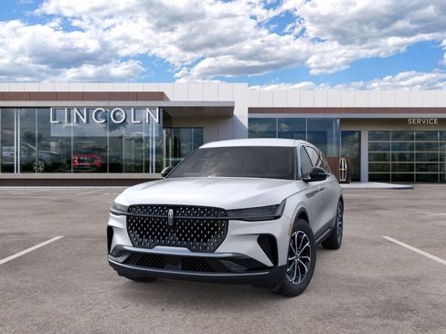 New 2026 Lincoln Nautilus Premier AWD/4WD image 3