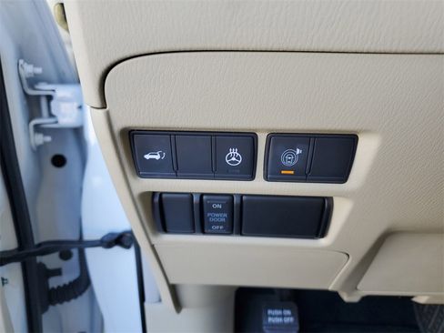 Used 2022 INFINITI QX80 Luxe w/ Cargo Package image 27