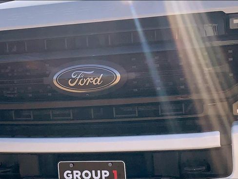 Used 2022 Ford F250 Lariat w/ Tremor Off-Road Package AWD/4WD image 30