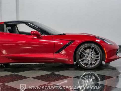 Used 2015 Chevrolet Corvette Stingray Coupe RWD image 30