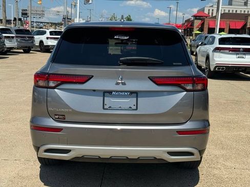 Used 2022 Mitsubishi Outlander SE AWD/4WD image 5