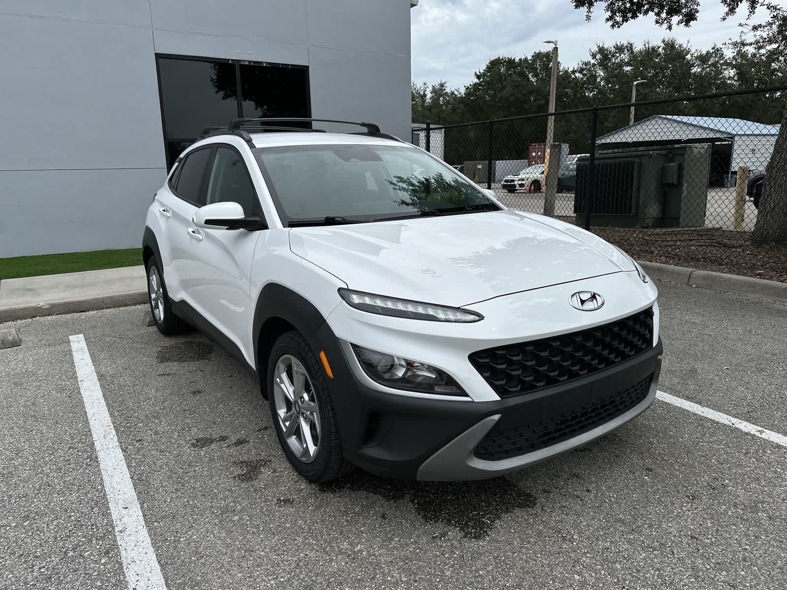 Used 2022 Hyundai Kona SEL FWD image 11