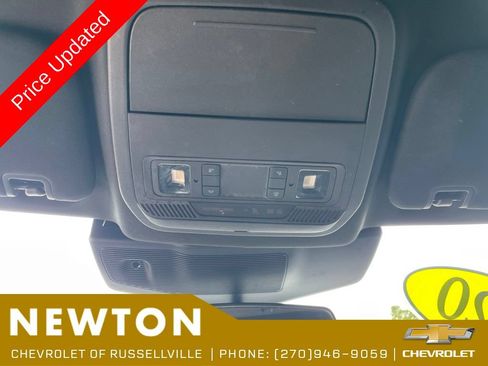 Used 2020 Ford Explorer XLT w/ Equipment Group 202A RWD image 19